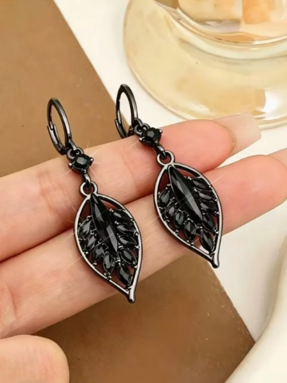 Leaf-shaped Drop Earrings Inlaid with Black Glass Gun Plated Black